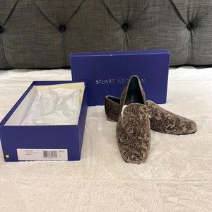 Stuart Weitzman - Arkyflat - velvet paisley loafer
